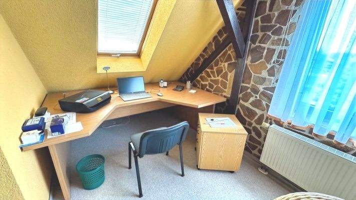 Arbeitsplatz Dachgeschoss