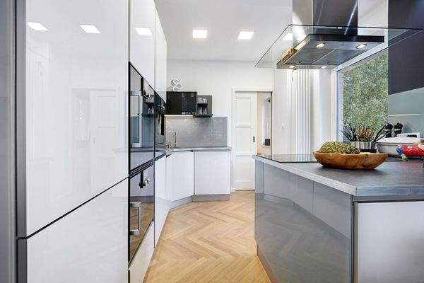 Küche mit luxuriöser Aussattung