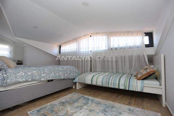 2-Bedroom Apartment for Sale in a Complex with Pool in Antalya