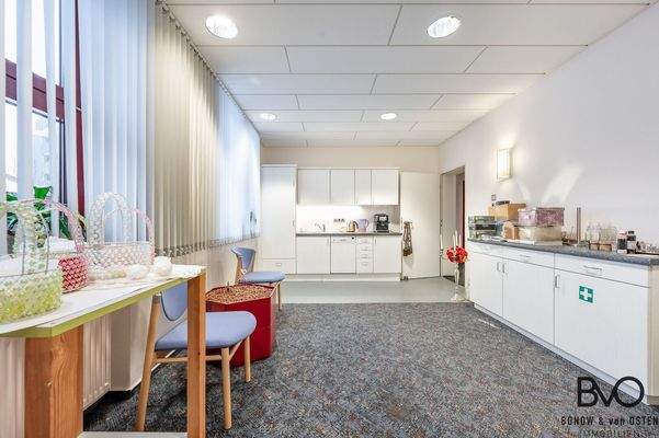 Aufenthaltsbereich mit Küche 