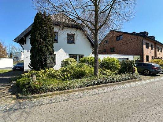 Frontansicht von Straße