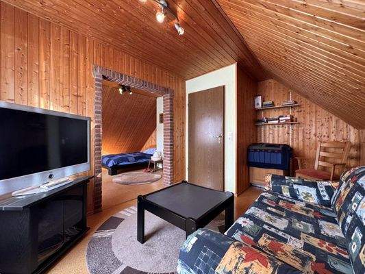 Wohnzimmer/Schlafzimmer 2 - DG