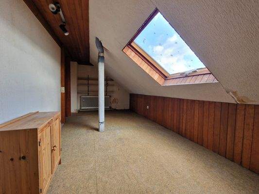 Dachboden, wohnlich ausgebaut