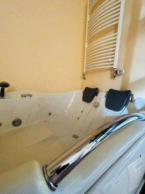 Erdgeschoss: Whirlpoolwanne