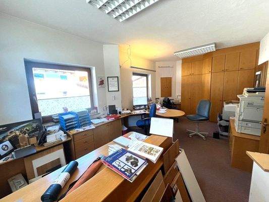 Büro.jpg