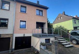 Ansicht Haupteingang zum Wohnhaus