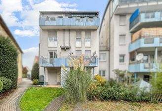 579749-A-backbonephoto-012_b_001