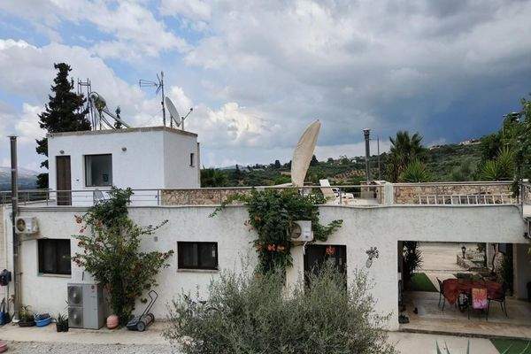 Kreta, Pemonia: Ruhiges und weitläufiges Anwesen zu verkaufen