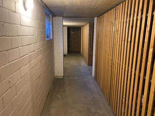 sauberer Kellerbereich