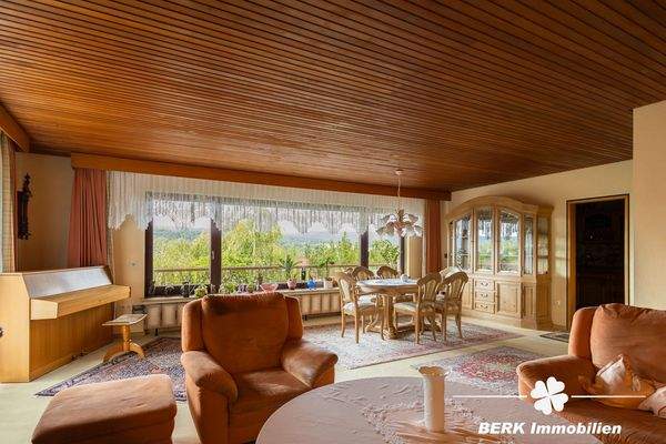 Wohn- und Essraum OG