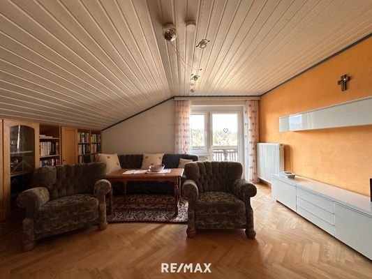 Wohnzimmer DG