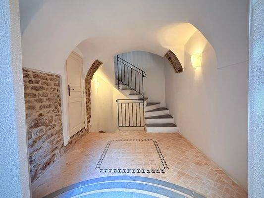 PE1005_28_TERRA ITALIA IMMOBILIEN_REAL ESTATE_PERI