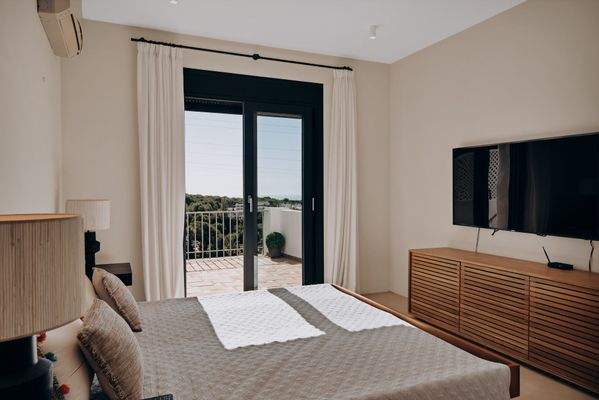 Photo: House in Marbella Golden Mile