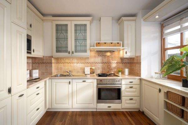 Zeitlose Einbauküche