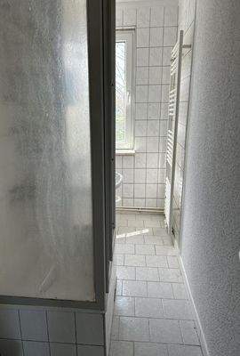 Bad mit Dusche