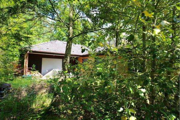 Baugrundstück mit Altbestand