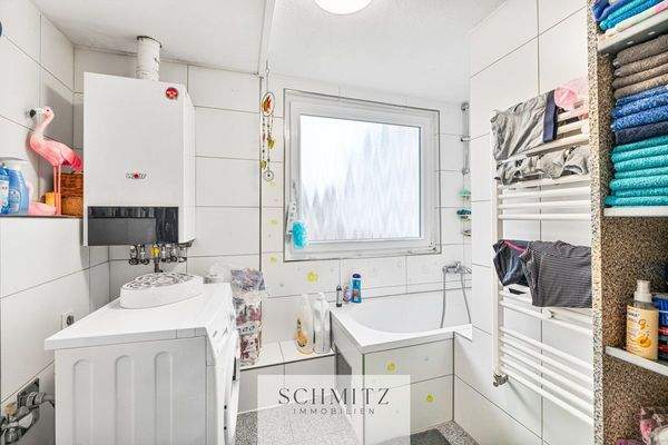 Badezimmer Wohnung 2 (OG) 02