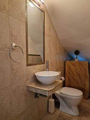 Kreta, Chersonisos: Große Villa am Dorfrand zu verkaufen