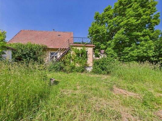 CAM04191G0-PR0039-STILL011