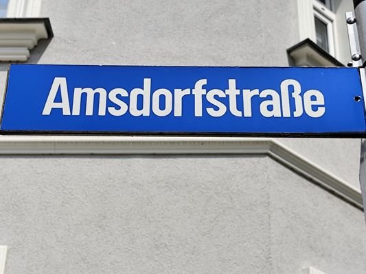 Straßenname