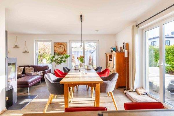 Wohn- und Essbereich