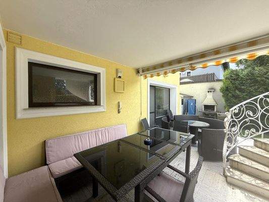 EG Terrasse, Zugang zum Pool