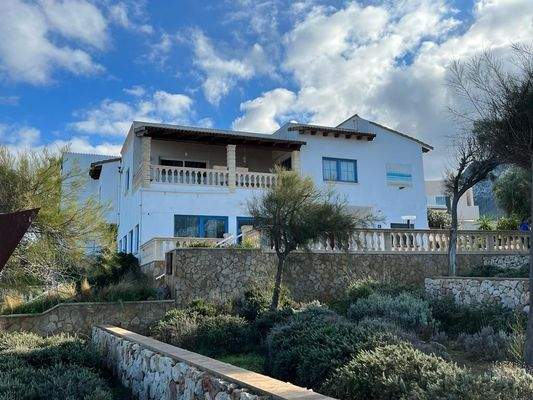 Gebäude am Meer zum Verkauf in Colonia de Sant Pere, Mallorca
