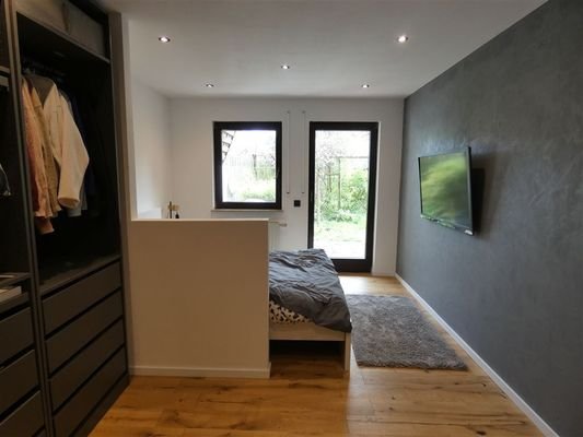 Schlafzimmer mit Ankleide