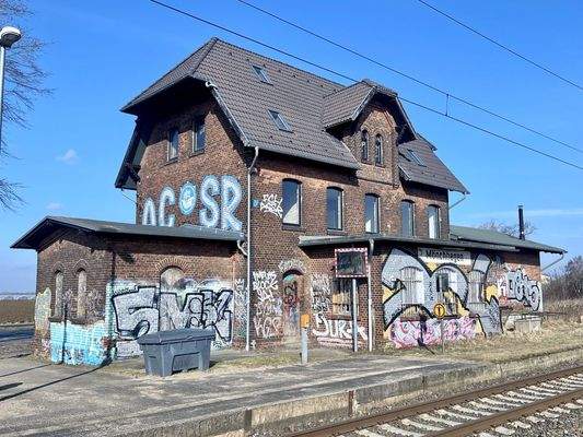 Das Bahnhofsgebäude