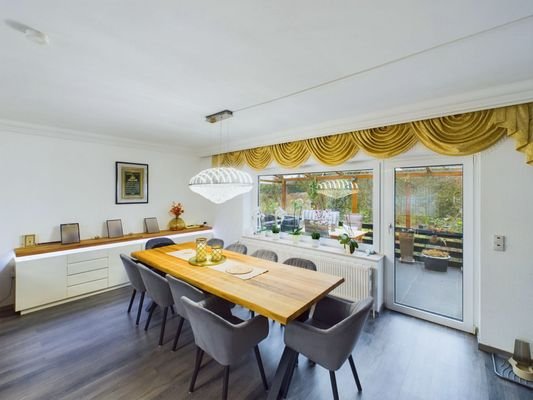 Essbereich mit Terrassenzugang