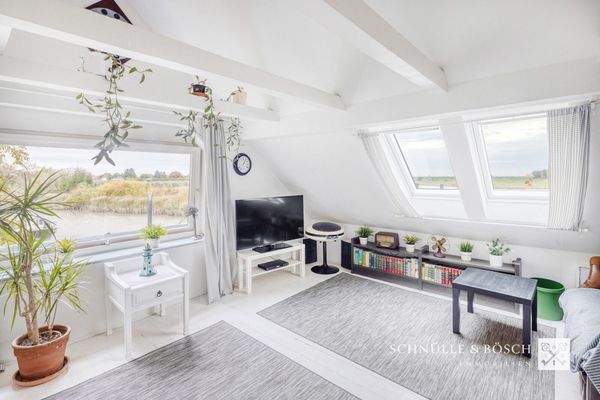 Der Blick aus dem Fenster - auf die Schiffe