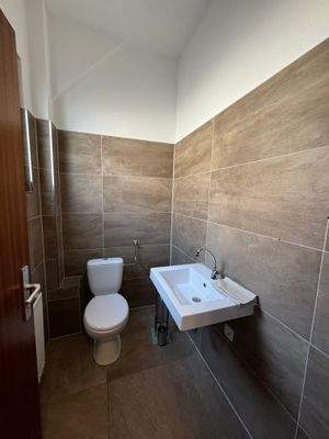 Sanitäre Anlagen EG