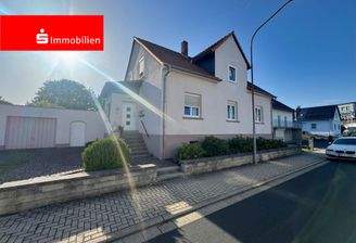 Straßenansicht Haus