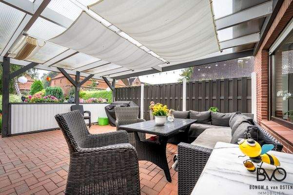 Terrassenüberdachung mit Sonnensegeln