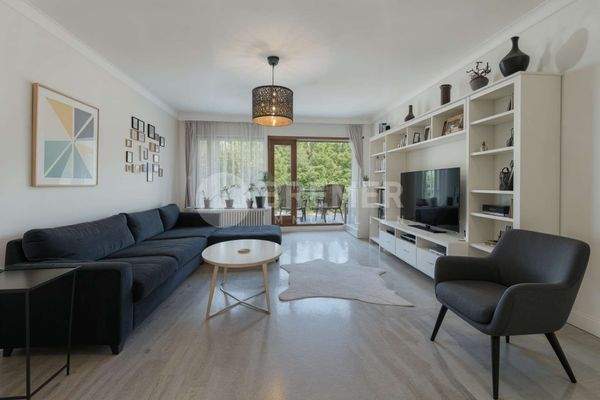 Wohnzimmer (Ausstattung KI)