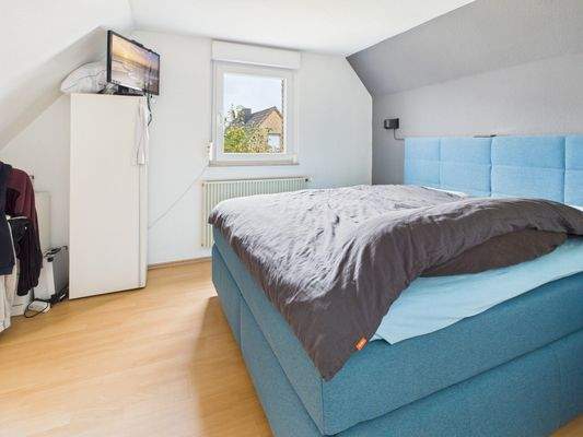 HS 2 -Elternschlafzimmer-