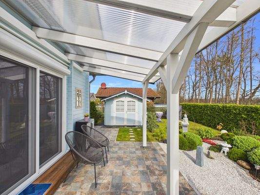 CAM03784G0-PR0102-STILL014