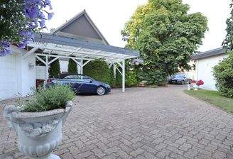 Garten und Carport