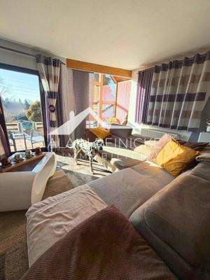 Wohnzimmer im Erkerecke