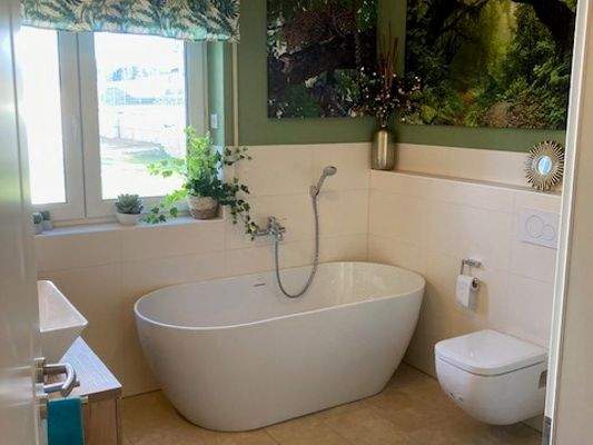 Bad mit Wanne.jpg