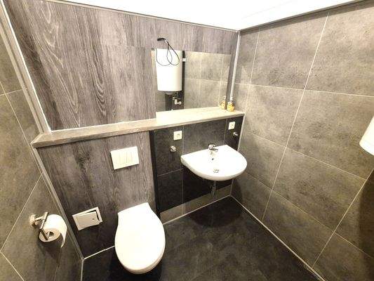 Separate Toilette WC 1