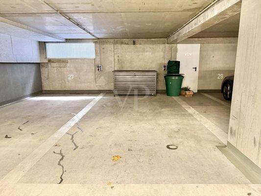 Tiefgaragenstellplatz