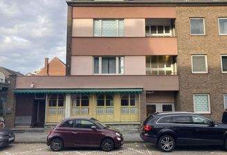 Wohn- und Geschäftshaus 