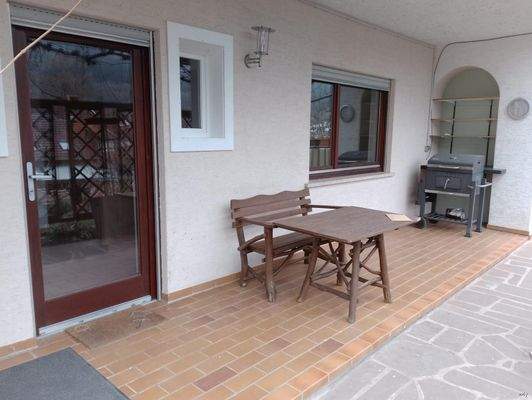 Terasse+Wohnungseingang