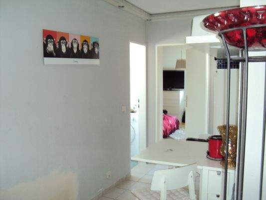 Flur mit Blick auf SZ+WC