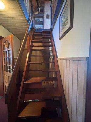 Treppe zum Spitzboden