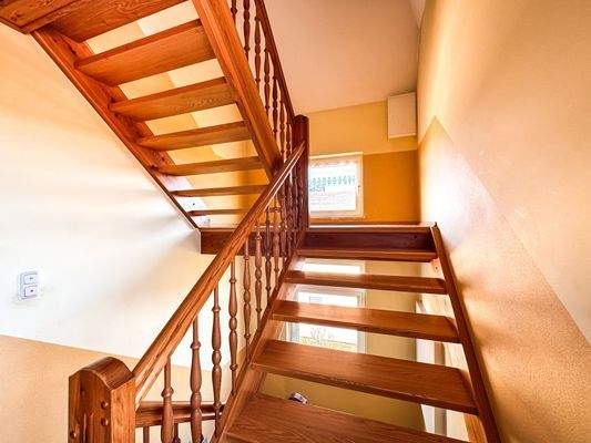 Treppenaufgang -Dachgeschoss