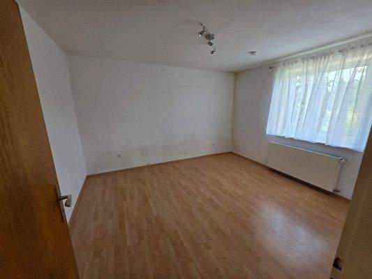 Schlafzimmer im EG.jpg