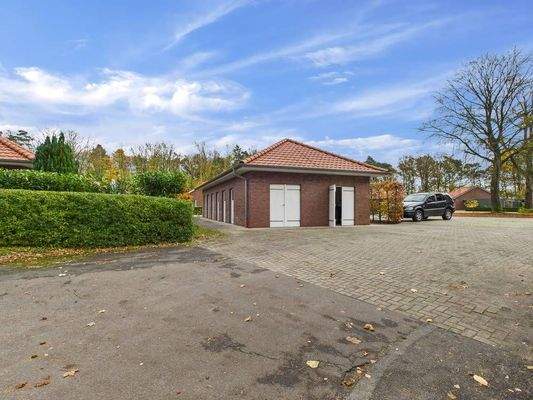 CAM03784G0-PR0093-STILL001-thumbnail-h750-70