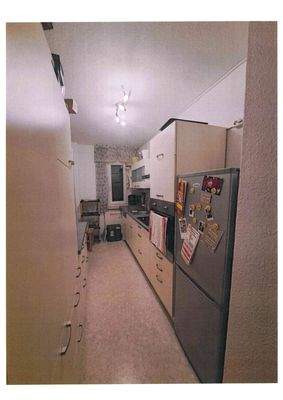 Küche mit Einbauküche - ohne Deko